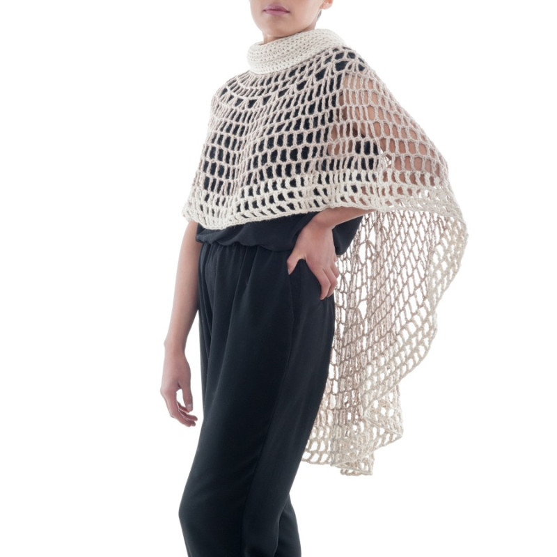 Poncho crocheté à la main en pure laine d'alpaga 